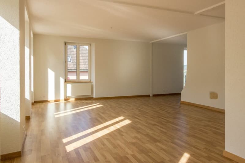 Lac 4, Les Brenets - Appartement 5 pièces avec balcon au 2ème étage   1 mois gratuits ! (10)