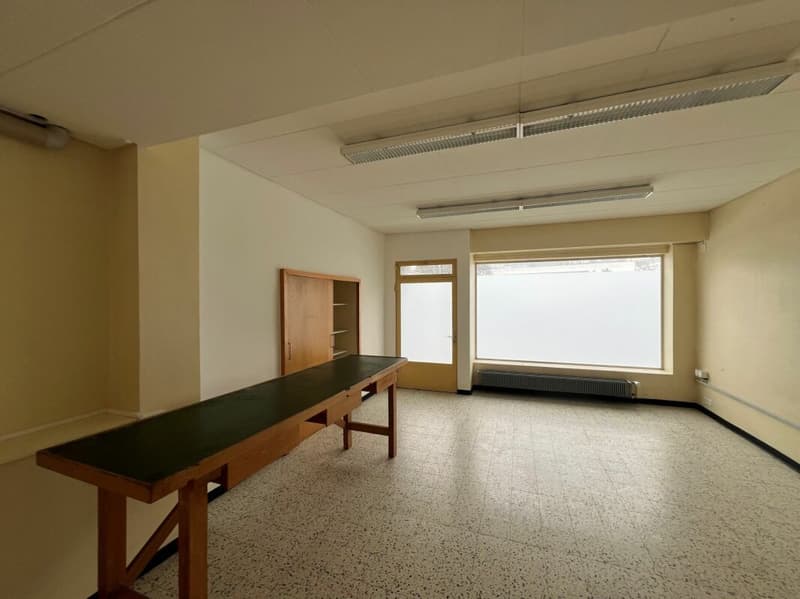 Avenir 11 Local commercial rénové de 114 m2 (6)