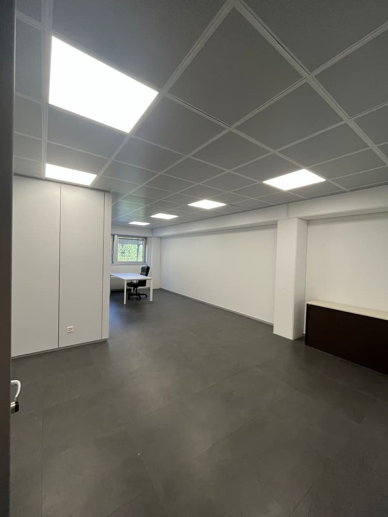 Ufficio moderno in affitto a Grono – Via Porta Piazzetta 2 (10)