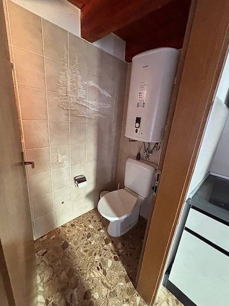 Graziosa casetta in pietra ammobiliata - Giubiasco (12)