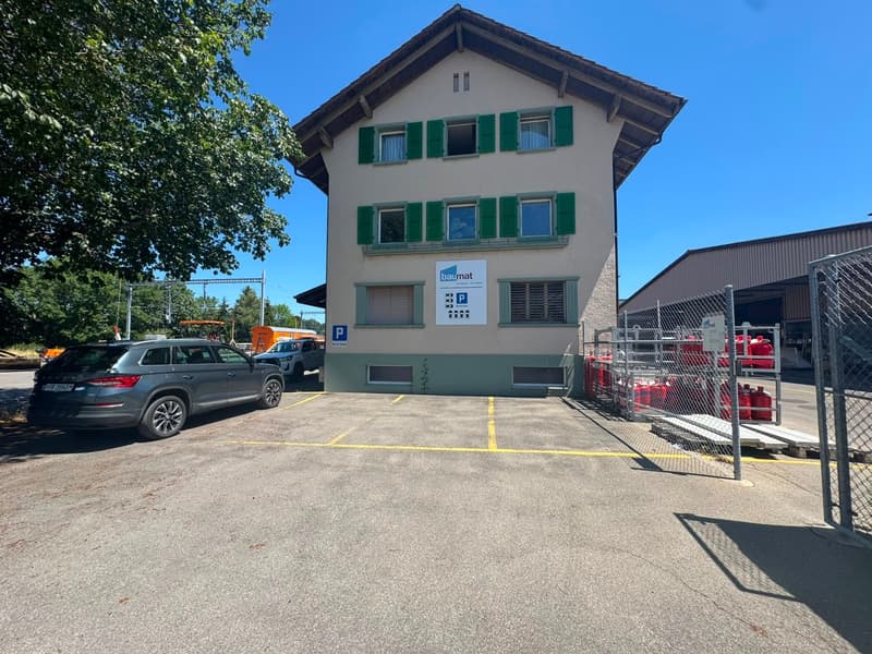 Vielseitige Gewerbeflächen zu vermieten (1)