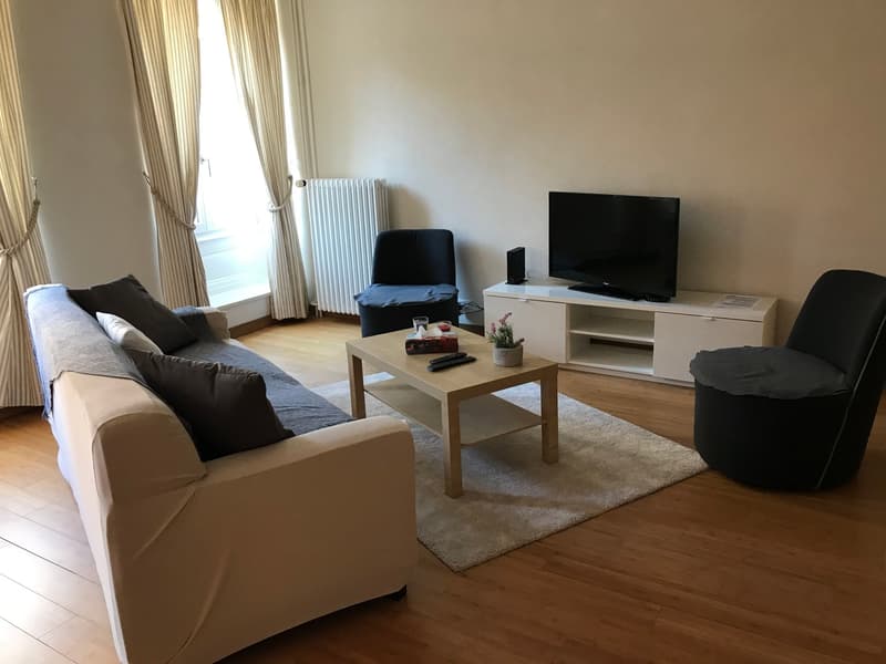 Appartement meublé de 4 pièces avec balcon à Aubonne (4)