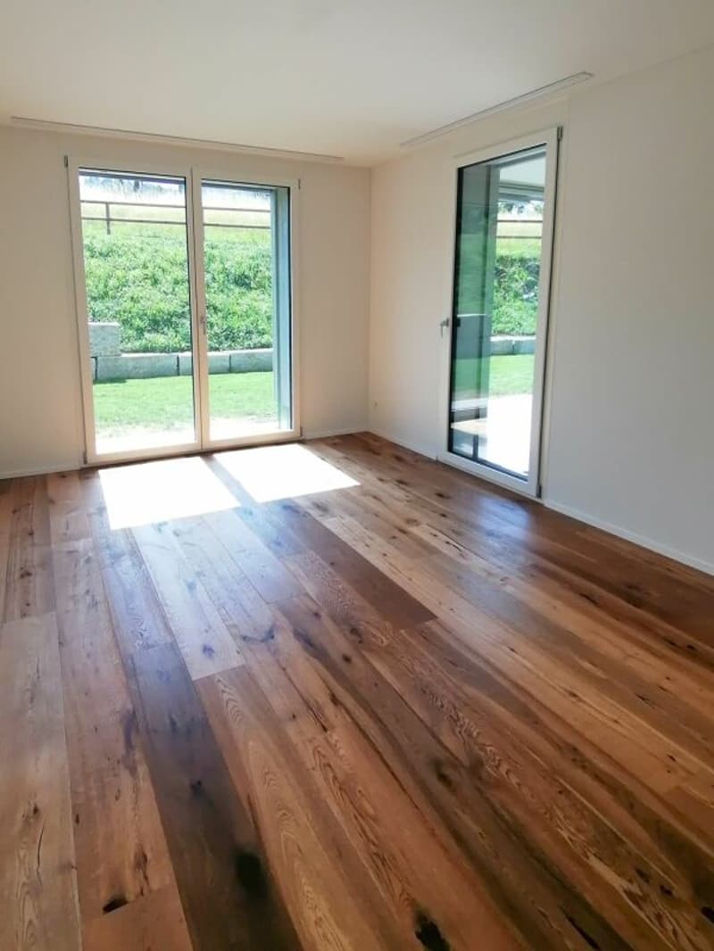 Moderne 3.5-Zimmer-Gartenwohnung an ruhiger Lage (5)