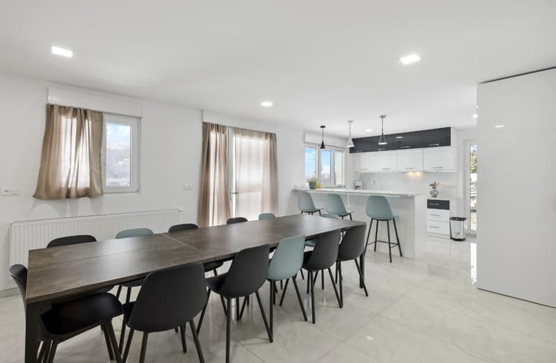 Villa d'exception de 6.5 pièces - 258 m² avec panorama alpin majestueux (5)