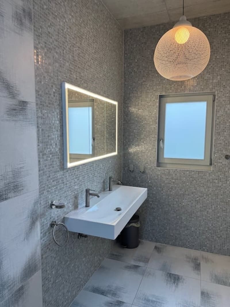 Villa moderniste de 2 appartements + locaux (7)