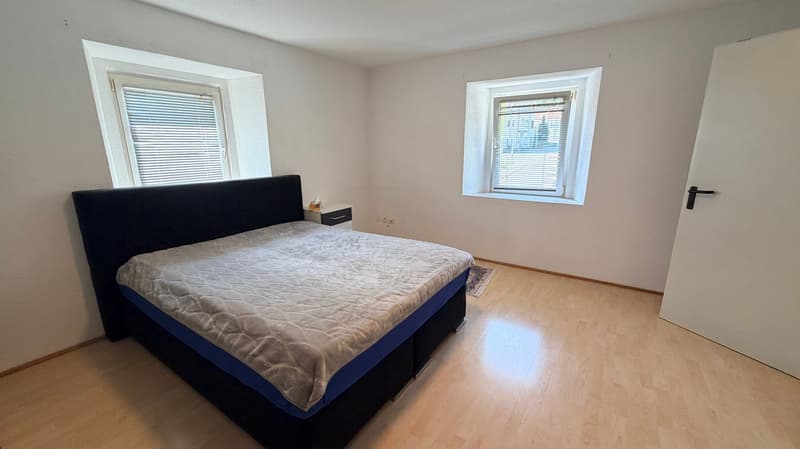 ZWEI 4.5-ZIMMER-HAUSHÄLFTEN – WOHNEN & VERMIETEN IN FLUMS (11)