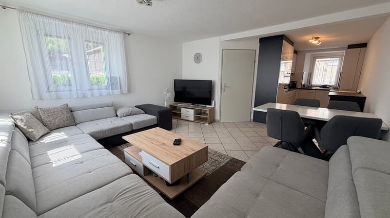 ZWEI 4.5-ZIMMER-HAUSHÄLFTEN – WOHNEN & VERMIETEN IN FLUMS (8)