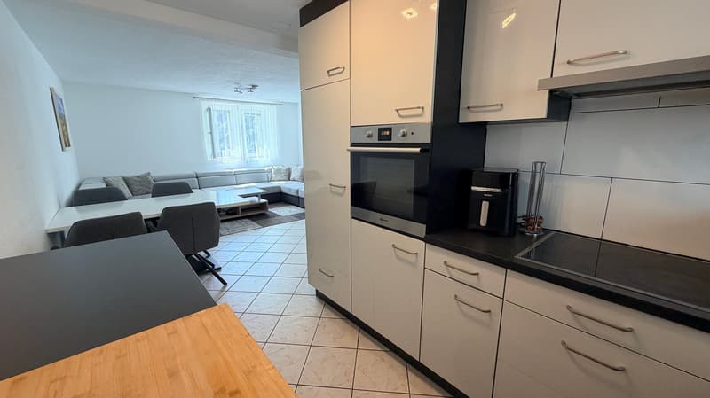ZWEI 4.5-ZIMMER-HAUSHÄLFTEN – WOHNEN & VERMIETEN IN FLUMS (9)