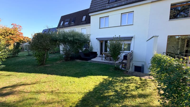 6.5-Zimmer-Familienhaus, umfassend renoviert, ruhig gelegen (1)