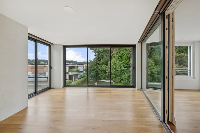 Lichtdurchflutete 3.5-Zimmer-Eigentumswohnung mit Wintergarten in Bottmingen (11)
