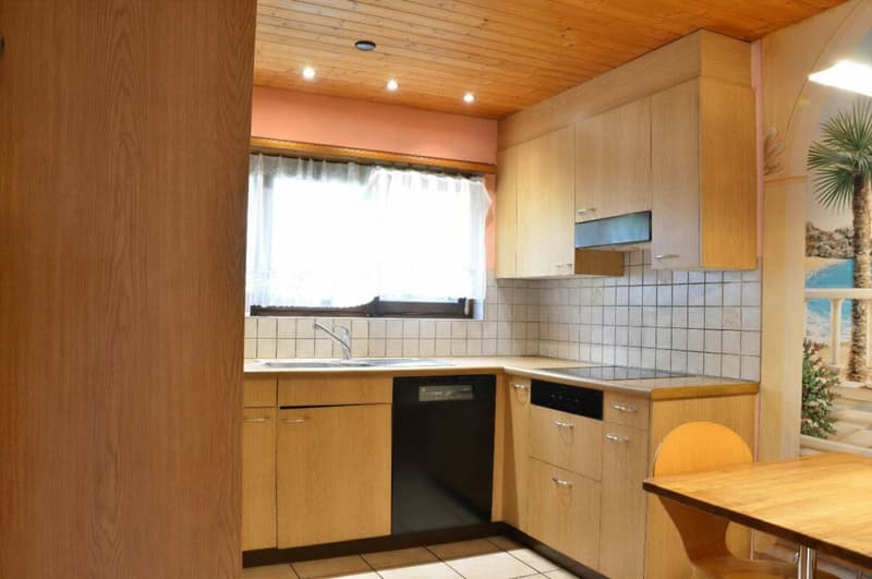 6-Zimmer-Einfamilienhaus an sehr ruhiger und sonniger Lage mit Teilblick auf Hallwilersee (11)