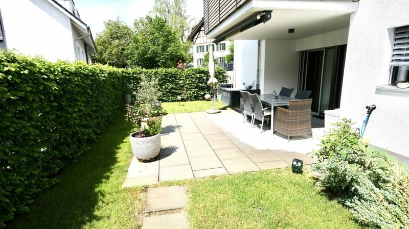 Exklusive Gartenwohnung in Glattfelden (2)