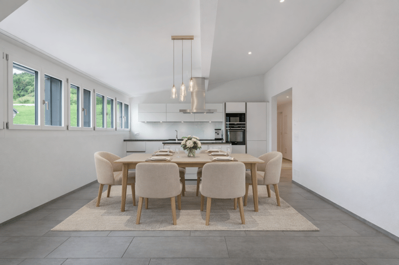 Komfortable 4.5 Zimmer-Wohnung mit viel Platz und moderner Ausstattung - Sofort einziehen und wohnen ! (3)