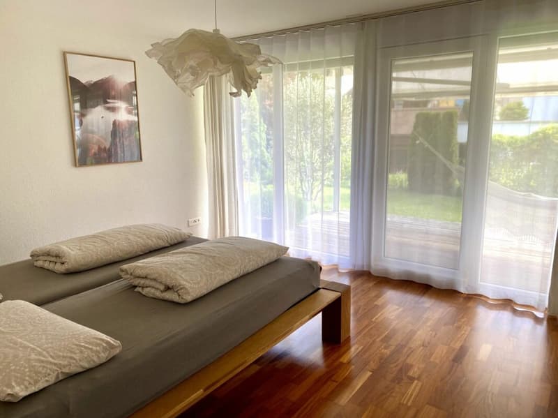 4.5 Zimmer Wohnung im Erdgeschoss mit grossem Gartenanteil (8)