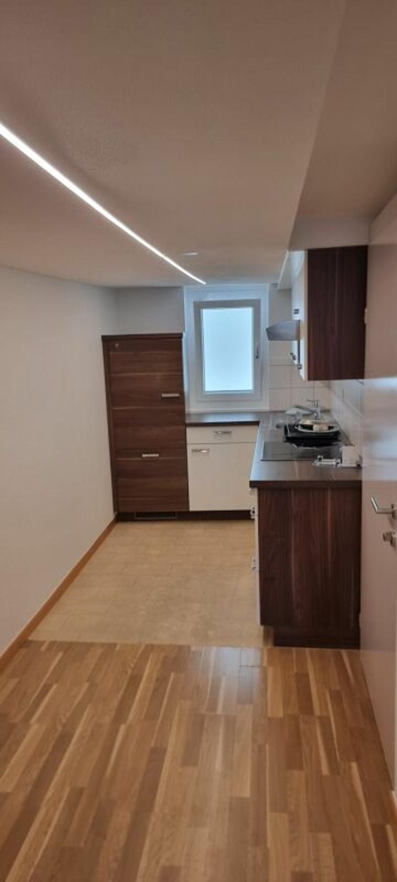Tolle 2.5 Zimmer Altstadtwohnung zu vermieten (4)