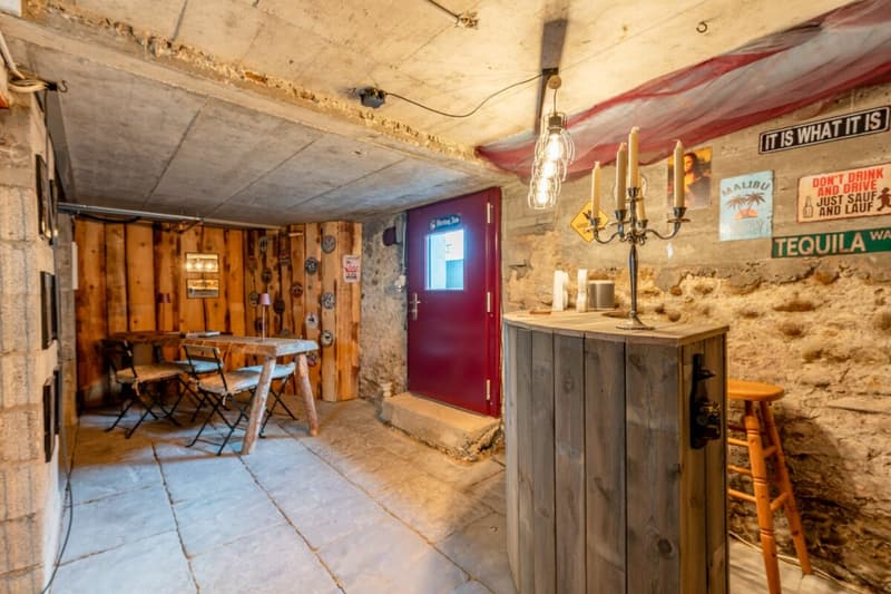 Grosses, renoviertes Haus mit Baulandreserve und sehr vielen Nutzungsmöglichkeiten (15)