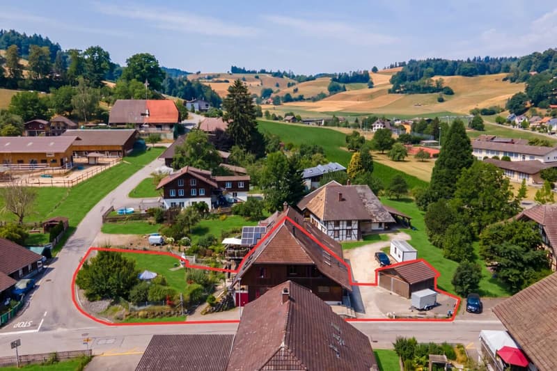 Grosses, renoviertes Haus mit Baulandreserve und sehr vielen Nutzungsmöglichkeiten (2)