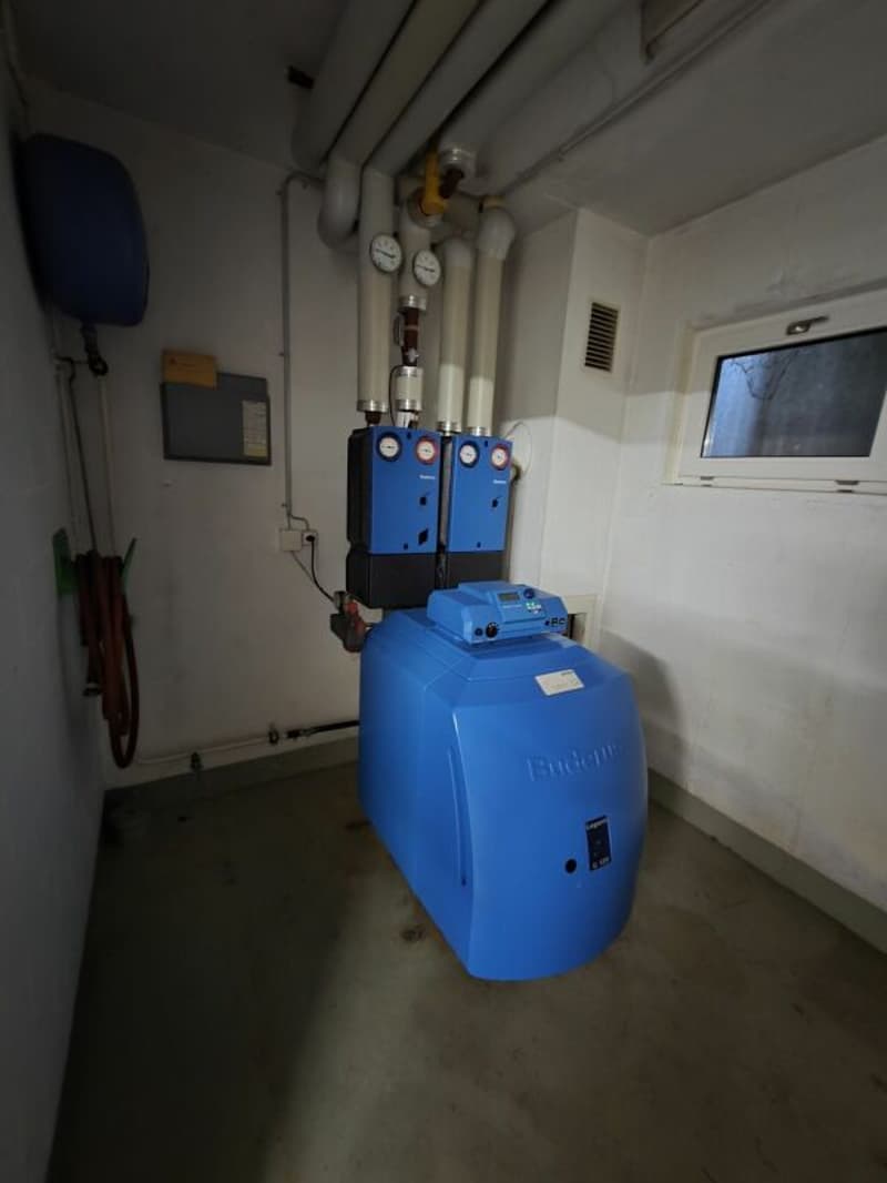 Freistehendes grosszügiges Einfamilienhaus (11)
