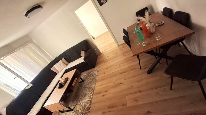 Helle und gepflegte Wohnung in attraktiver Lage (2)