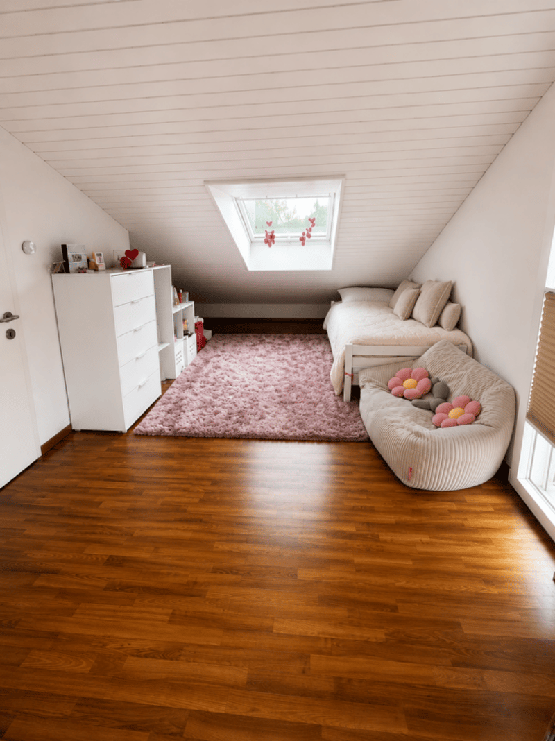 Modernes Doppeleinfamilienhaus mit Garten an bester Lage (9)