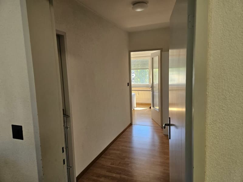 Gepflegte 4.5-Zimmer-Wohnung mit Balkon und schöner Aussicht in Liestal (8)