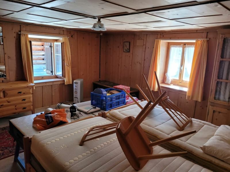 Wohnhaus mit Werkstatt und Stall in 7458 Mon (GR) (9)