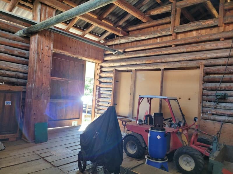 Wohnhaus mit Werkstatt und Stall in 7458 Mon (GR) (15)