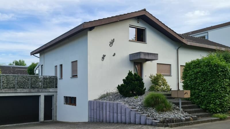 "Charmantes 6-Zi-EFH mit wunderschönem Wintergarten und einer zusätzlichen 2-Zi-Einliegerwohnung" (3)