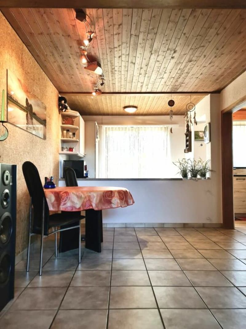 "Charmantes 6-Zi-EFH mit wunderschönem Wintergarten und einer zusätzlichen 2-Zi-Einliegerwohnung" (8)
