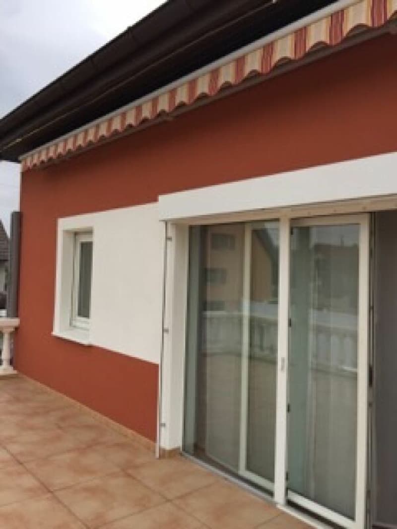 Attraktives freistehendes Einfamilienhaus mit Swimmingpool und gepflegtem Garten in angenehmer Wohnlage (4)