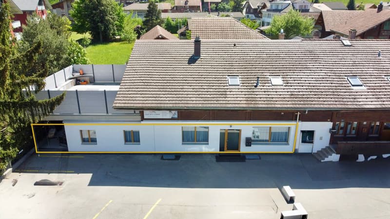 Modern umgebaute 4.5-Zimmer-Wohnung mit 135 m² Wohnfläche (4)