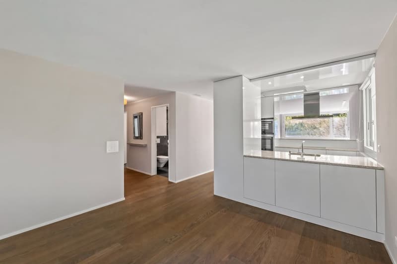 Stilvoll wohnen - moderne 3.5-Zimmer-Wohnung mit viel Komfort (2)