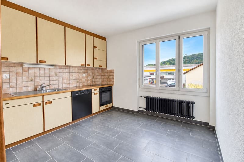 4.5-Zimmerwohnung mit 80 m² Terrasse und Balkon - zentrumsnah in Thun (10)