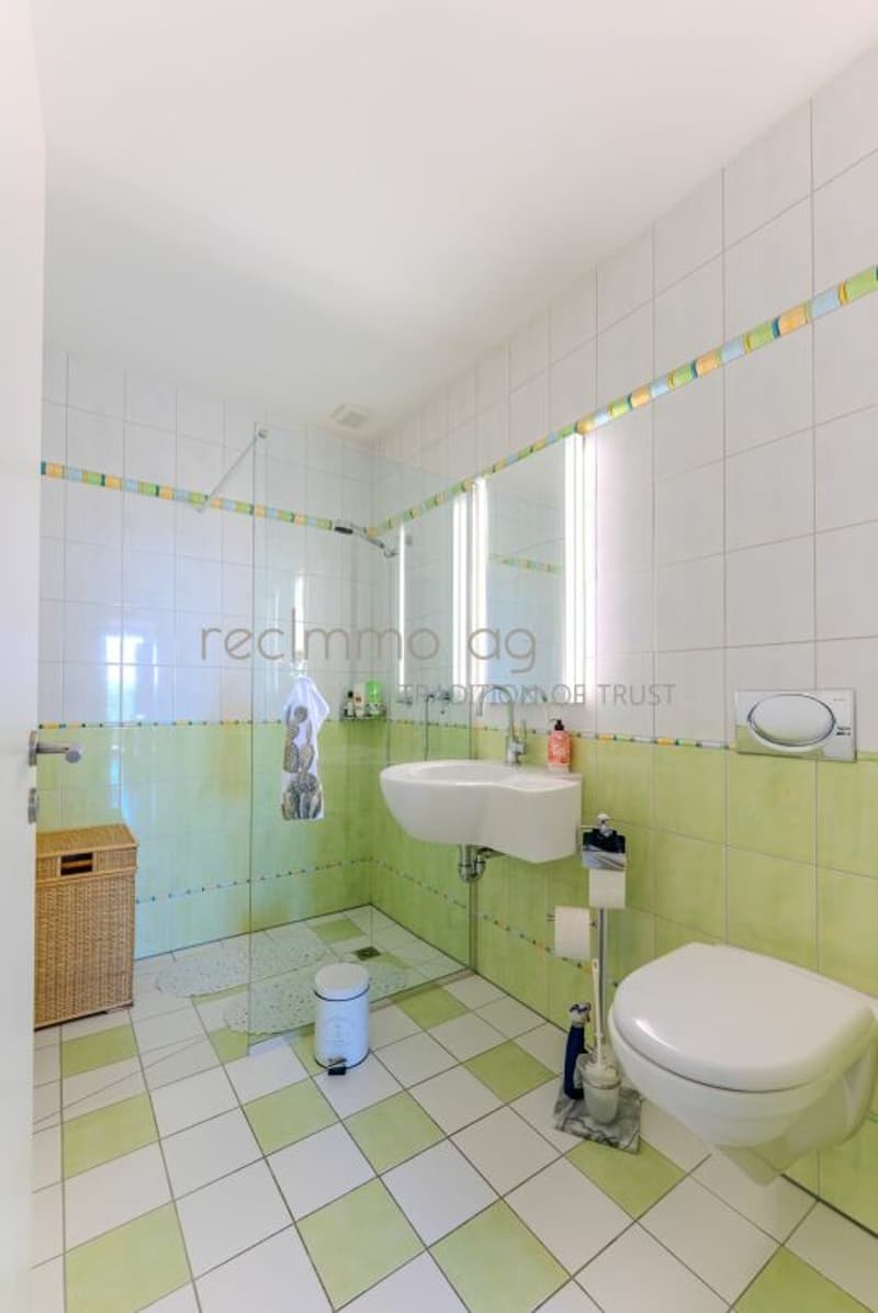 Exklusive 4.5-Zimmer-Terrassenwohnung mit Panorama-Aussicht in Biberstein (9)