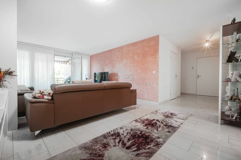 Attraktive 4.5-Zimmer-Eigentumswohnung und Balkon in Cham (13)
