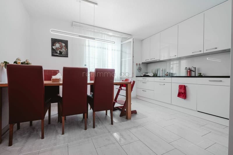 Attraktive 4.5-Zimmer-Eigentumswohnung und Balkon in Cham (3)