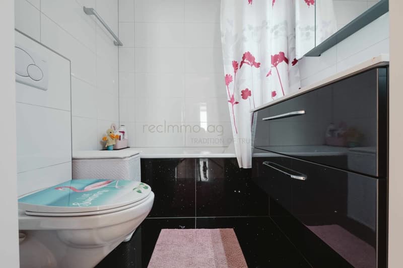 Attraktive 4.5-Zimmer-Eigentumswohnung und Balkon in Cham (12)