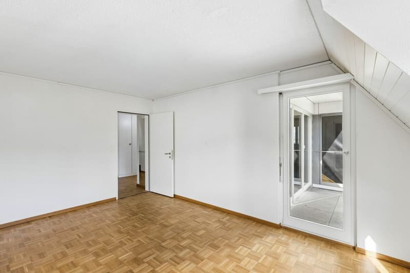 Grosszügige 5.5-Zimmer-Maisonettewohnung mit Charme, Hobbyraum & Potenzial (5)