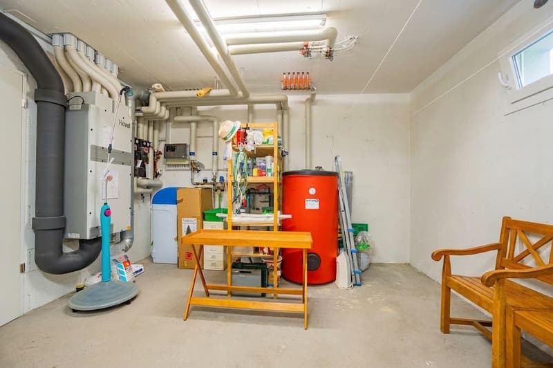 Moderne 5.5-Zimmer-Doppelhaushälfte - ideal für Familien (20)