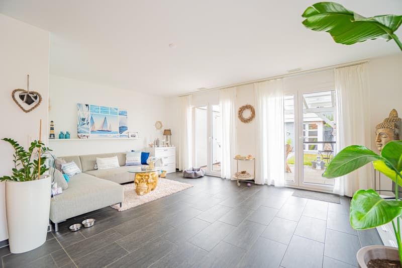 Moderne 5.5-Zimmer-Doppelhaushälfte - ideal für Familien (8)