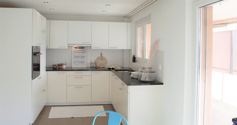 Helle und moderne 4.5 Zimmer EG-Wohnung (1)