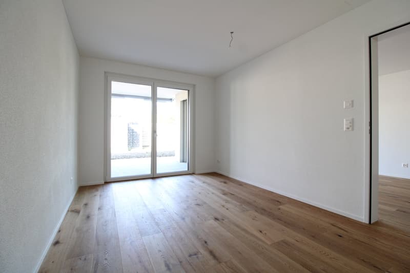 Moderne 2.5 Zimmer-Neubauwohnung mit grossem Sitzplatz in Wängi (5)