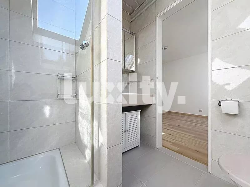 Elégante Villa avec vaste jardin et studio privé,un havre de tranquillité. (8)