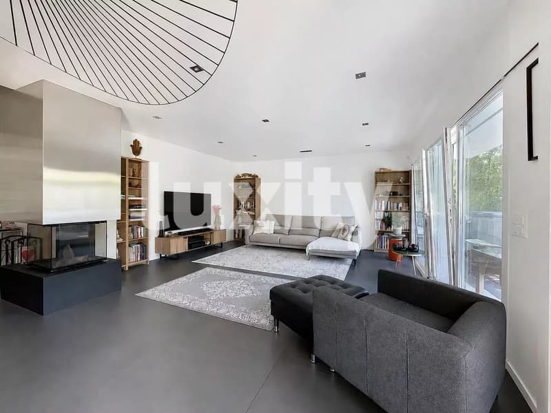 Maison jumelée rénovée avec jacuzzi et hammam (2)