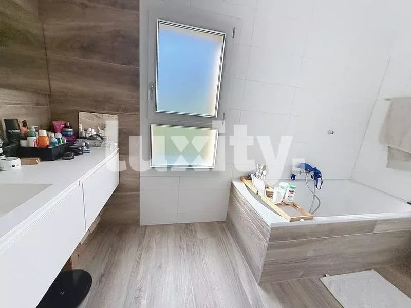 Magnifique appartement de standing climatisé avec vue panoramique sur le lac Léman et le Mont-Blanc (7)