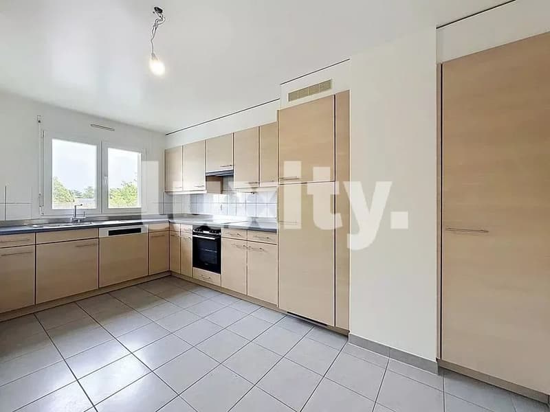 Duplex familial avec terrasse ? Confort, volumes et tranquillité à Plan-les-Ouates (3)