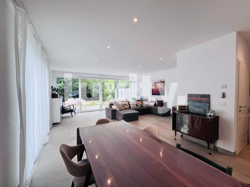 Maison familiale contemporaine avec grand jardin (2)