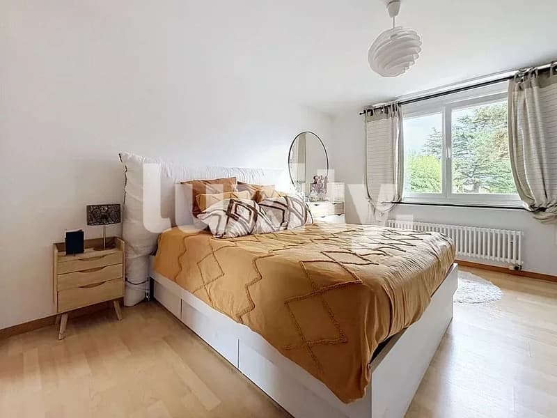 ROLLE ? Belle villa mitoyenne de 5 pièces avec jardin et terrasse (4)