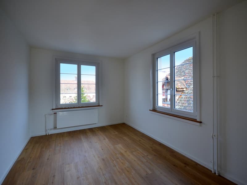 Charmante 3-Zimmer-Wohnung am Schmittiplatz in Pratteln (3)