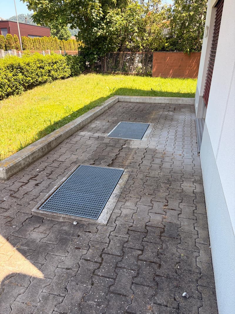 Zentrales Studio mit Terrasse in Thun ab sofort (3)
